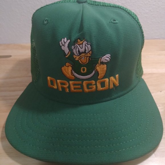 Vintage New Era Oregon Ducks Trucker 